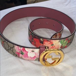 Gucci belt